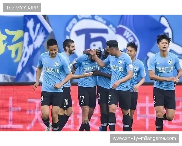 大连英博新赛季备战，球队外援新援亮相